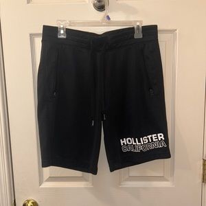 🚨Price Drop🚨Hollister Athletic Sweat Shorts. Men’s Medium.